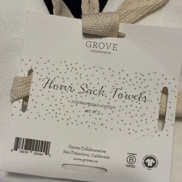 🤍🌾Grove ORGANIC COTTON Flour Sack Towels in White (set of 2) - Picture 2 of 3